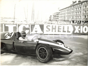 Fotografia d epoca originale 1959 MONTECARLO F1  Il pilota Jack BRABHAM su COOPER CLIMAX T51 Foto 24x18 cm 1
