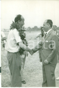 Fotografia d epoca originale 1958 PALERMO X Giro Aereo SICILIA  Il pilota vincitore DE CHAMBRIER Foto 1