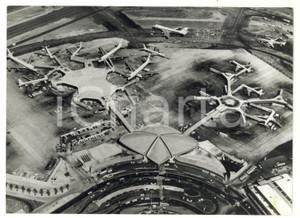 Fotografia d epoca originale 1971 NEW YORK Aeroporto JFK  Nuovo terminal Flight wing one per jumbo jet 1