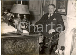 Fotografia d epoca originale 1953 PARIS Il nuovo presidente RenÃ© COTY nel suo ufficio di Quai des Fleurs FOTO 1