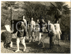 Fotografia d epoca originale 1957 USCIO Colonia ARNALDI  SCHERMA  Dino TURIO allena le azzurre Foto 1