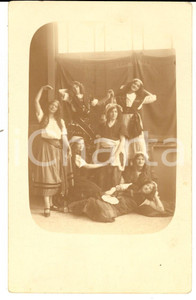 Fotografia d epoca originale 1912 MALCHOW D Zigeunerbende  Donne di una banda gitana  Foto cartolina RARA 1