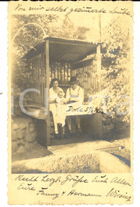 Fotografia d epoca originale 1931 SAARBRUCKEN Fanny and Hermann WIRZING in giardino  Foto cartolina VINTAGE 1