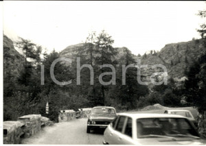 Fotografia d epoca originale 1976 VALTOURNENCHE AO Una strada nella valle  Foto VINTAGE 18x13 cm 1