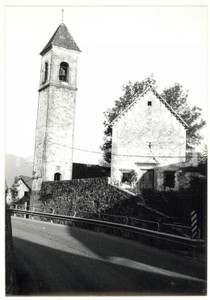Fotografia d epoca originale 1979 PRATO CARNICO  AVAUSA UD Chiesa di Sant Osvaldo  Facciata e campanile 1