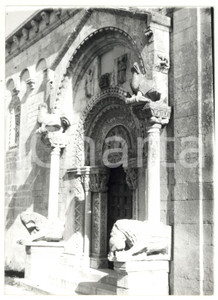 Fotografia d epoca originale 1979 MANFREDONIA  SIPONTO FG Abbazia di San Leonardo  Scorcio del portale 1