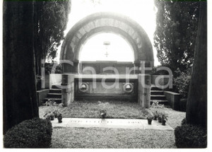 Fotografia d epoca originale 1979 AQUILEIA UD Cimitero degli Eroi  Tomba del Milite Ignoto Foto 18x13 1
