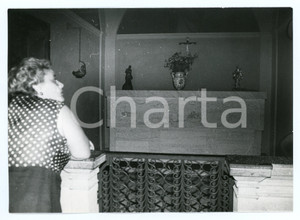 Fotografia d epoca originale 1974 BARGA  CASTELVECCHIO PASCOLI Visita alla tomba di Giovanni Pascoli  Foto 1