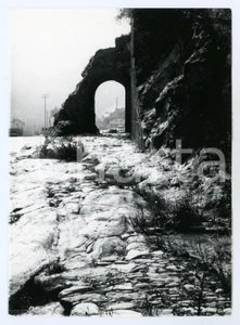 Fotografia d epoca originale 1978 DONNAS  VALLE D AOSTA La strada romana  Foto 13x17 cm 2 1