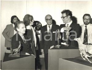 Fotografia d epoca originale 1975 PADOVA Mostra d arte  Luigi GUI Giorgio SEGATO Ettore BENTSICK  Foto 1