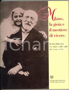 1994 AA. VV. Milano, la gioia e il mestiere di vivere - Catalogo mostra 137 pp. Brossura editoriale flessibile.Catalogo della mostra fotografica allestita a Milano dal 28 ottobre al 22 novembre 1994.EDITORE: Consiglio degli Orfanotrofi del Pio Allegro Trivulzio - MilanoFORMATO: 24x28 cmPAGINE: 137 CONDIZIONI: FAIR (buone condizioni interne, ma lievi macchie e sovraimpressioni alla coperta)    originale e autentica 1