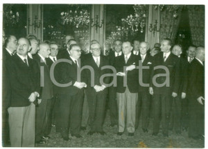 1958 ROMA Giovanni GRONCHI presenta auguri natalizi ai rappresentanti del Senato