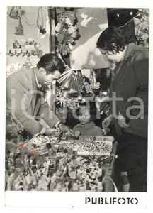 1957 NAPOLI - NATALE Mercatino tradizionale con esposizione statuine del Presepe