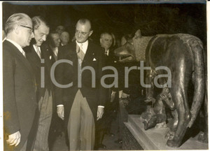 1956 PARIS Giovanni GRONCHI René COTY Jacques FERON e la lupa romana - Foto