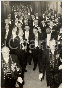 1956 PARIS Giovanni GRONCHI e René COTY durante il gala all'Opéra - Foto