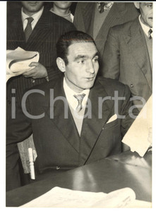 Fotografia d epoca originale 1957 PALERMO Antonino LUNETTO presunto vincitore TOTOCALCIO Foto 13x18 cm 1