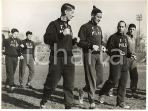 Fotografia d epoca originale 1955 MILANO CALCIO  MILAN Allenamento Juan Alberto SCHIAFFINO e Nils LIEDHOLM 1