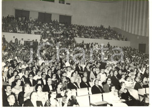 1954 VENEZIA FESTIVAL DEL CINEMA Pubblico in sala durante una proiezione *Foto