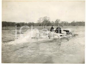 1954 HENLEY-ON-THAMES Icebreaker breaking up frozen Thames *Photo 20x15