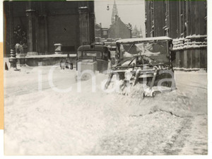 Fotografia d epoca originale 1954 MUNICH A snowplough clearing the street Photo 20x15 1