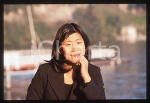 Banana YOSHIMOTO - LAGO DI COMO Scrittrice Costume 1993ca *35mm vintage slide 21