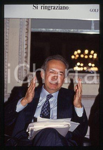 Guglielmo FERRO - BANCO AMBROSIANO VENETO Ritratto 1990ca *35mm vintage slide 21
