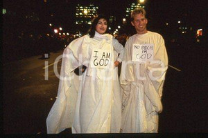 GREENWICH VILLAGE HALLOWEEN PARADE - Costumes 1997 * 35 mm vintage slide 12