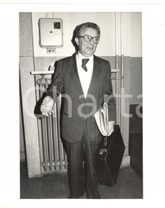 1985 ca MILANO Ritratto di Luigi VENEGONI *Fotografia 20x25 cm