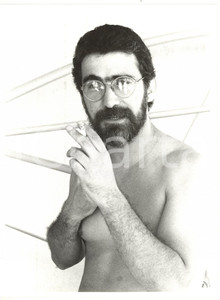 1985 ca ROMA Cantautore Stefano ROSSO fuma una sigaretta *Fotografia 18x24 cm