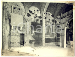 1955 ca MILANO Castello Sforzesco - Restauro BBPR - Sala durante i lavori *Foto