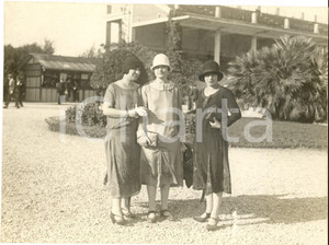 1925 ca MILANO Ippodromo di San Siro - Ritratto di tre donne  *Foto 22x16 cm