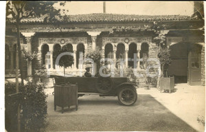1930 ca MILANO Viale Romagna - Luigi VOLONTE' in auto nella sua fattoria - Foto