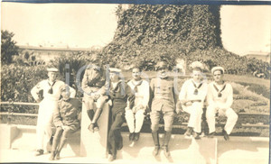 Fotografia d epoca originale 1915 WW1 LA SPEZIA Ufficiali artiglieria e Regia Marina ai Giardini Pubblici 1 1