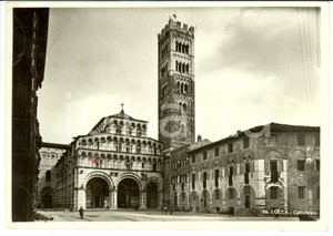 Cartolina originale da collezione 1943 LUCCA Veduta della cattedrale di SAN MARTINO Cartolina ANIMATA FG VG 1