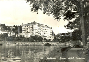 Cartolina originale da collezione 1957 VERBANIA Veduta del Grand Hotel Maestoso di PALLANZA Cartolina FG VG 1