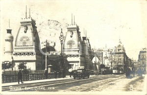 Cartolina originale da collezione 1914 GENOVA Esposizione universale Cartolina ANIMATA con tram e carrozze FP VG 1