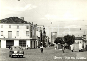 Cartolina originale da collezione 1960 ca BONDENO FE Viale della REPUBBLICA   PubblicitÃ  L UNITA  Animata NV 1