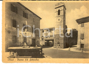 Cartolina originale da collezione 1950 ca CHIUSI (SI) Piazza XX Settembre *Cartolina postale animata FG NV 1