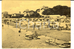 Cartolina originale da collezione 1950 ca GRADO GO Veduta della spiaggia Cartolina animata con pedalÃ² FG VG 1