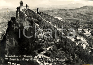 Cartolina originale da collezione 1955 REPUBBLICA SAN MARINO Seconda e terza torre con veduta KURSAAL Cartolina 1