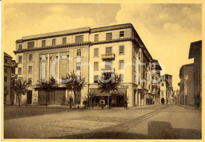 Cartolina originale da collezione 1949 UDINE Veduta palazzo Cinema ODEON Cartolina postale ANIMATA FG VG 1