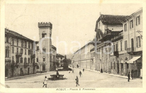 Cartolina originale da collezione 1926 ACQUI TERME AL Veduta Piazza SAN FRANCESCO con passanti Cartolina FP VG 1