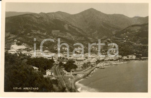 Cartolina originale da collezione 1940 ca ARENZANO (GE) Veduta paese con ferrovia sul lungomare *Cartolina FP NV 1