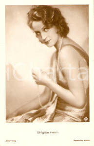 Cartolina originale da collezione 1935 ca CINEMA Actress Brigitte HELM Portrait with pearl necklace Cartolina FP 1