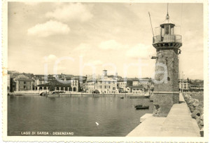Cartolina originale da collezione 1950 DESENZANO BS Faro e barche all attracco Lago di GARDA Cartolina FG VG 1