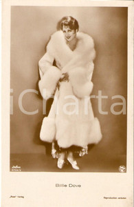 Cartolina originale da collezione 1930 ca CINEMA Actress Billie DOVE Portrait with fur coat *Cartolina FP NV 1