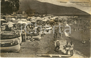 Cartolina originale da collezione 1930 ca ALBENGA SV Spiaggia animata e festosa RIVIERA DEI FIORI Cartolina FP 1