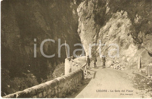 Cartolina originale da collezione 1913 Touring Club Italiano CADORE Gola del Piave ANIMATA FP NV DANNEGGIATA 1