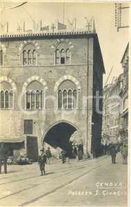 Cartolina originale da collezione 1920 ca GENOVA Palazzo SAN GIORGIO *Animata con marinaretto FP NV 1