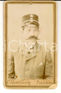 Fotografia d'epoca originale 1905 PALERMO Uomo in uniforme con la trinacria *Fotografia VACCARO CASANO 1